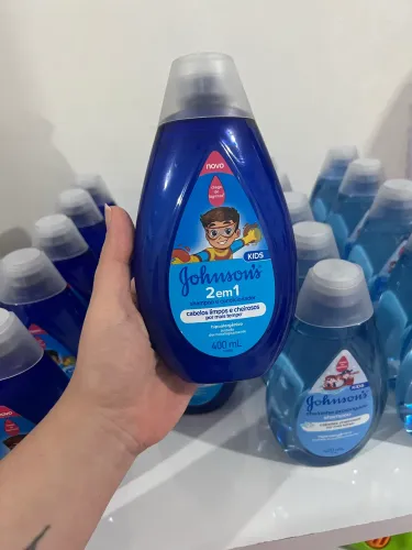 Shampoo e condicionador Johnsons 2 em 1 400ml
