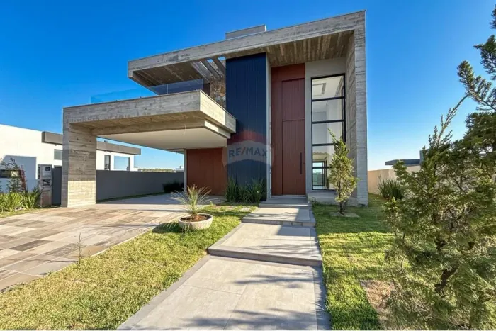 Residência Nova à Venda no Condomínio Clube Reservas do Lago Nova Santa Rita/RS
