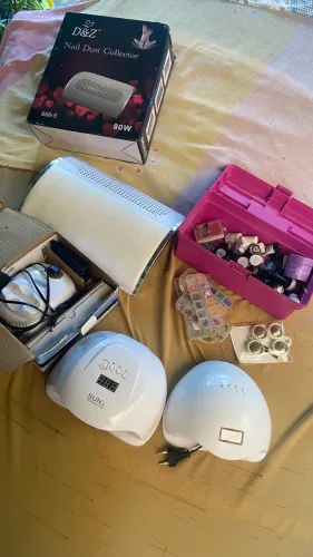 Vendo kit de unha de gel 