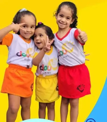 Uniformes Escolares - Short Saia | Bermudas - Calças | Jaquetas Personalizadas
