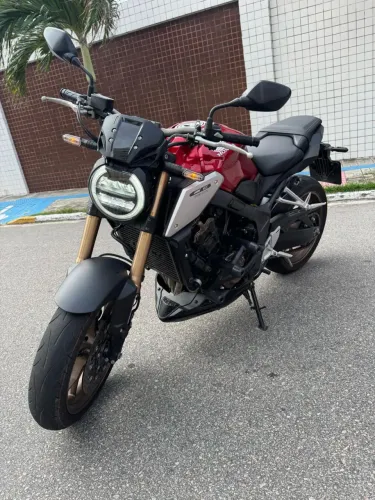 Honda Cb650R 2023/2023 apenas 8 mil kms