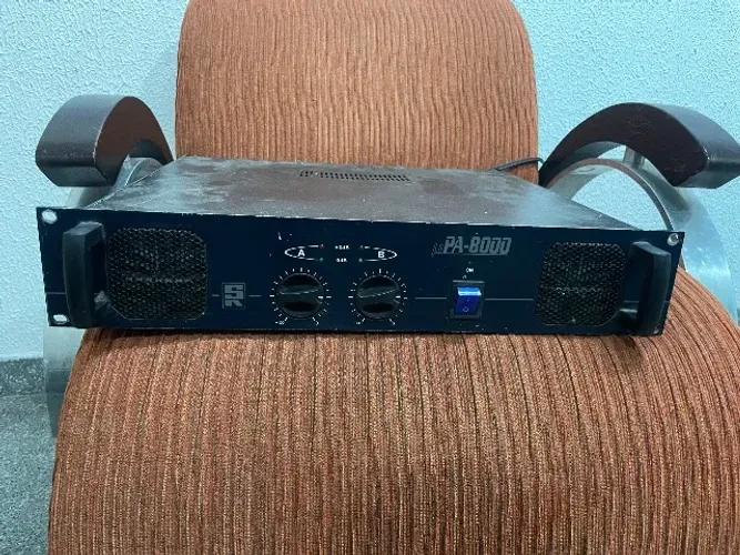Amplificador de potência profissional Staner ?PA 8000