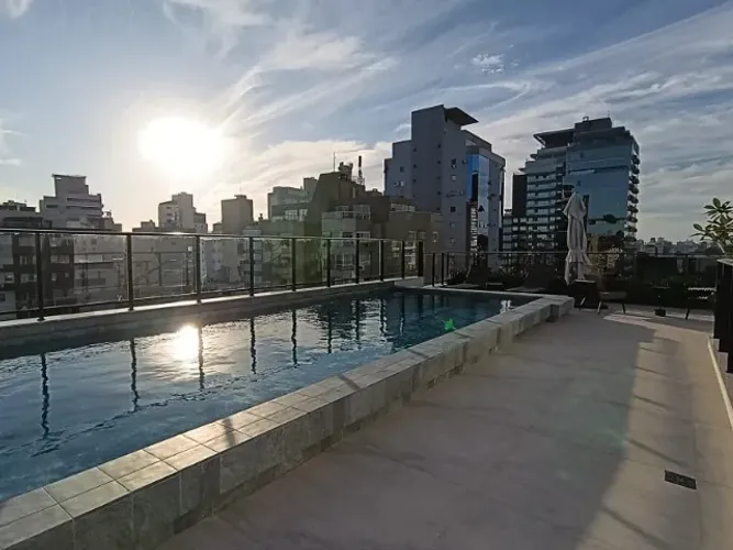 Alugo Studio mobiliado na Rua Irmão Joaquim, no Centro, em Florianópolis