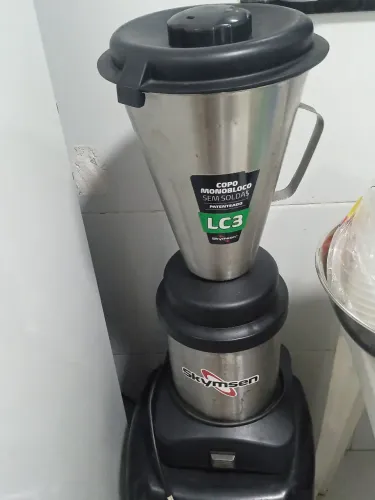 Liquidificador industrial Skymsen,no precinho,para vender logo