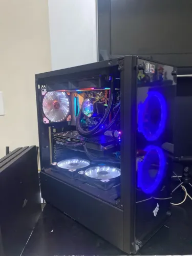 PC GAMER / RYZEN