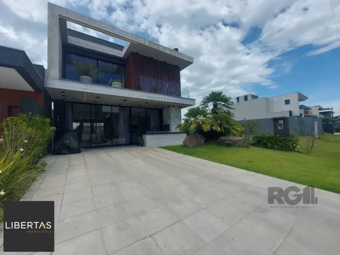 Casa em Condomínio 4 dormitórios à venda Centro Xangri-Lá/RS