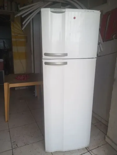 Geladeira Eletrolux duplex DC37