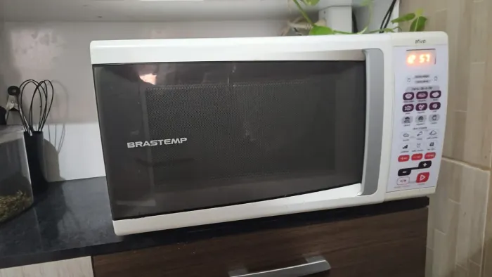 MICRO-ONDAS BRASTEMP