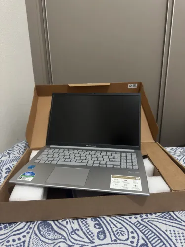 Notebook ASUS VivoBook Go 15 i3 4GB RAM SSD 256GB 15,6" Full HD