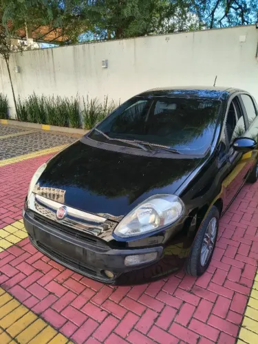 Fiat Punto Attractive 1.4 Fire Flex 8V 5P 2013
