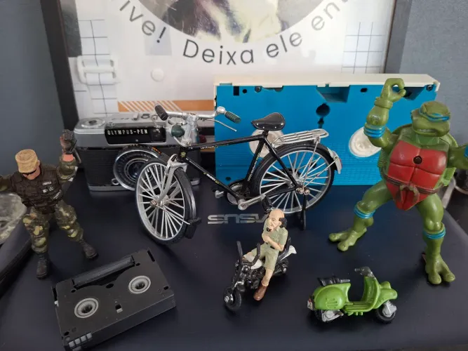 Coleção relíquias e miniaturas