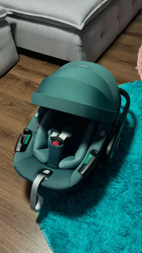 Bebê conforto maxcosi