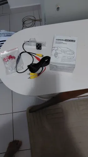 Câmera veicular novinha na caixa nunca usada