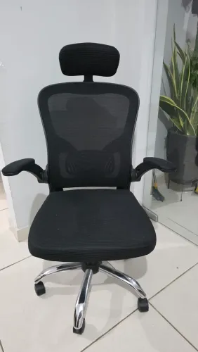 Cadeira de escritório basica