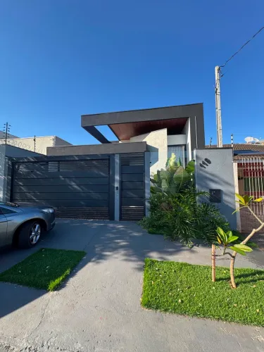Casa alto padrão zona Norte Maringá