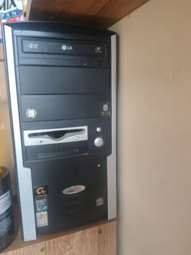 Torre PC COMPLETA WINDOWS 7 ULTIMATE 4G 500GB HD