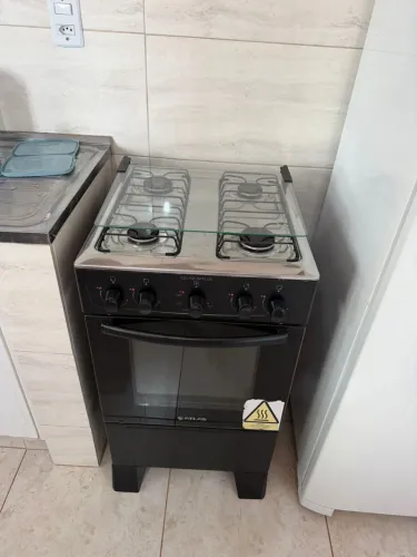 FOGÃO 4 BOCAS COM FORNO À GÁS