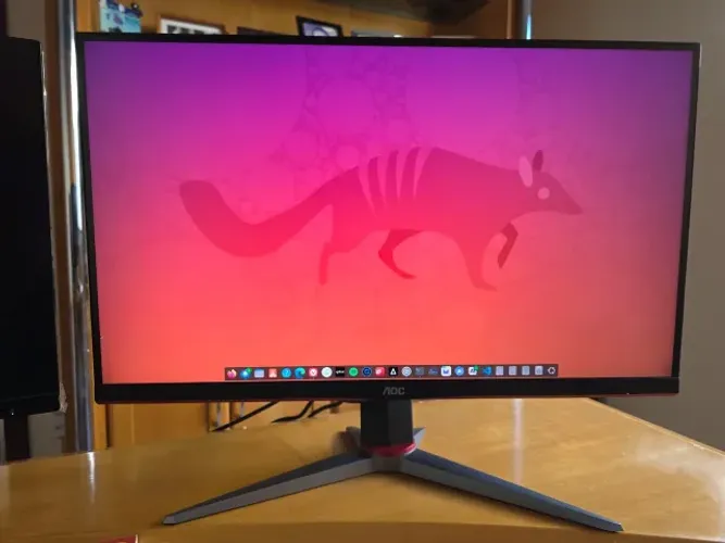 VENDO AOC HERO 27 POLEGADAS 144HZ LEIA