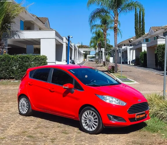 Ford Fiesta Titanium 1.6 16V Flex Mec. 2014