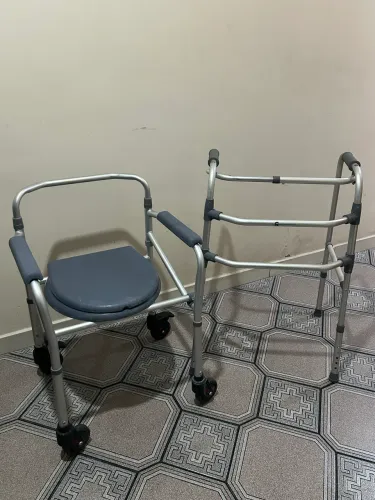 Cadeira de banho + Andador