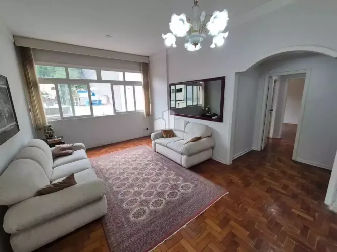 Apartamento para venda com 2 quartos, 126m² - Centro - Petrópolis/RJ