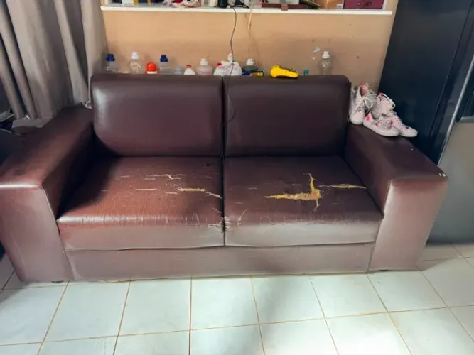Sofá couro napa 2 lugares