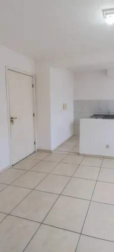 Apartamento térreo com 1 quarto e vaga no Reserva Jardim América