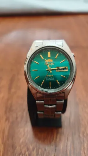 Relógio Orient Automático Vintage Verde Metálico, persiana horizontal