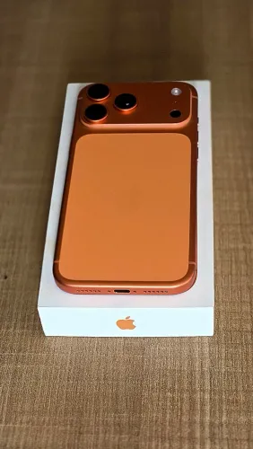 IPHONE 17 PRO MAX [1 MÊS DE ATIVADO]