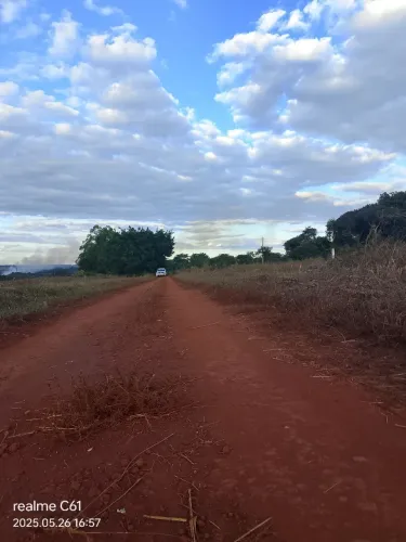 VENDO CHÁCARA EM GOIANIRA 5.000MTS REGIAO DO BUGRE