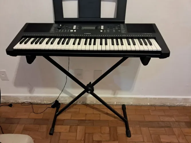 Teclado YAMAHA YPT 360