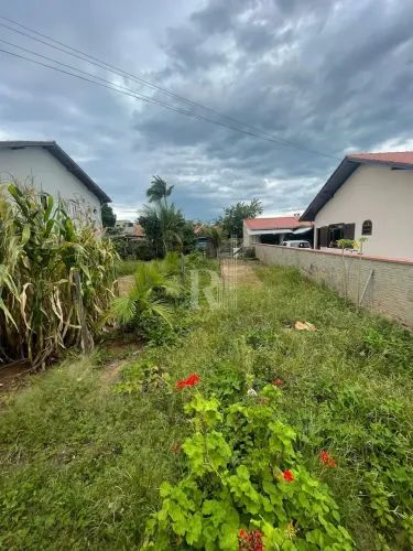 Terreno disponível para locação no bairro Universitário, Tijucas, SC