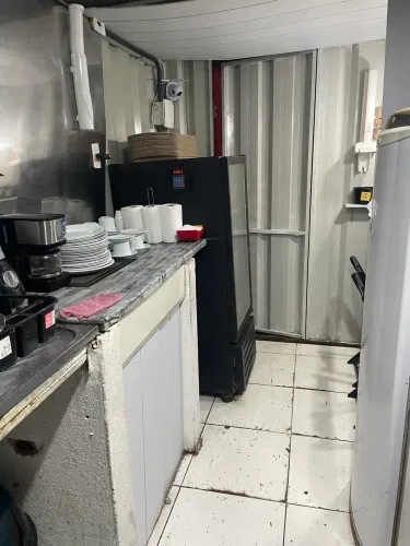 VENDO TRAILER COMPLETO PARA ALIMENTAÇÃO