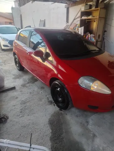 Fiat Punto Attractive 1.4 Fire Flex 8V 5P 2011