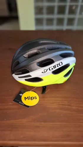 Capacete Giro Isode Mips Pto/Bco/Amarelo
