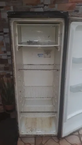 Geladeira Electrolux funcionando perfeitamente