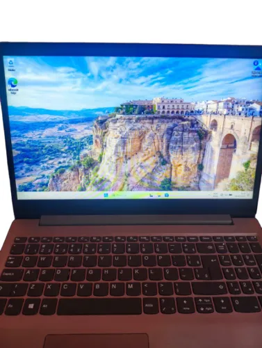 Notebook Lenovo Core i5 8° Geração - SSD 256GB - 8GB