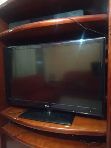 TV LG 42" LCD com Time Machine