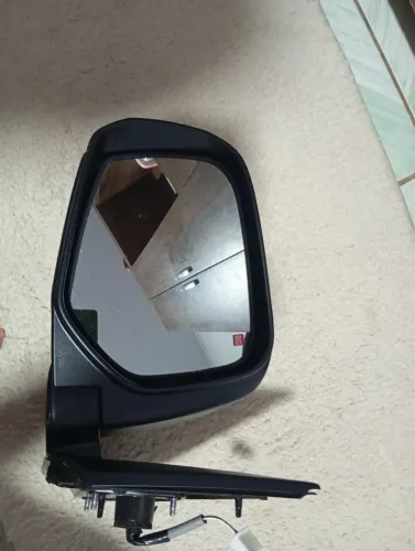 Vendo um retrovisor da L200 ano 2020