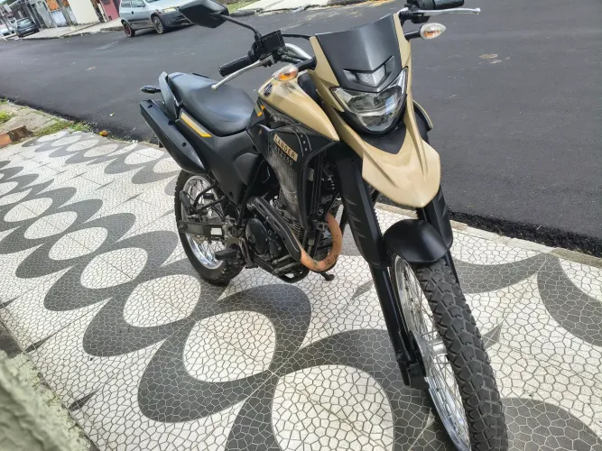 Moto de procedência único dono 56.000 rodados