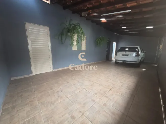 Casa à venda no Jardim Patrícia com 4/4 sendo 01 na edícula com suíte