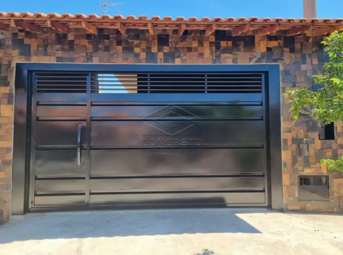 Vende-se Linda Casa - Vila Industrial