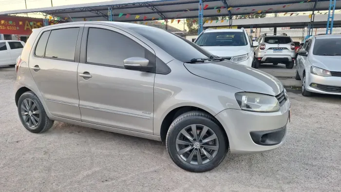 Volkswagen Fox Prime/higli. 1.6 Total Flex 8V 5P 2012