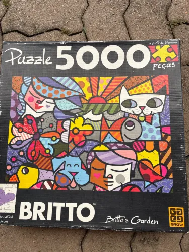 Venda quebra cabeça 5000 peças  edição especial Romero Britto