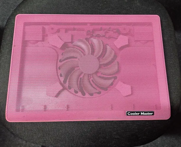 BASE PARA NOTEBOOK COM COOLER ROSA E PRETA