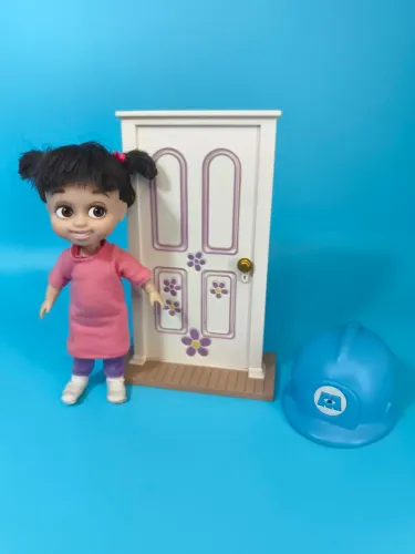 Boneca Boo monstros s.a rara exclusiva Disneyland