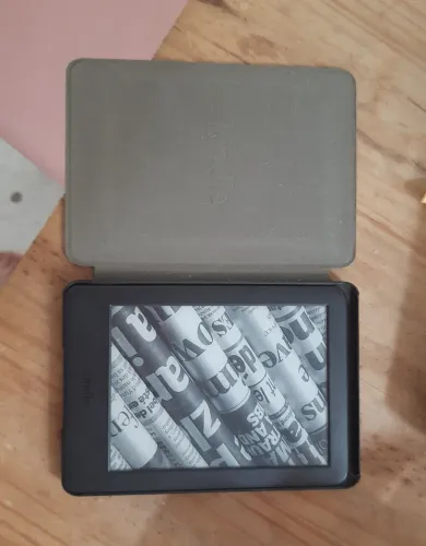 Kindle 10° geração - pouco usado