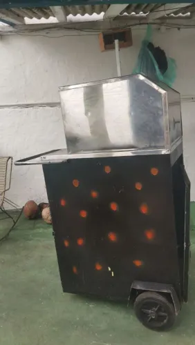 Carrinho de pizza já com forno