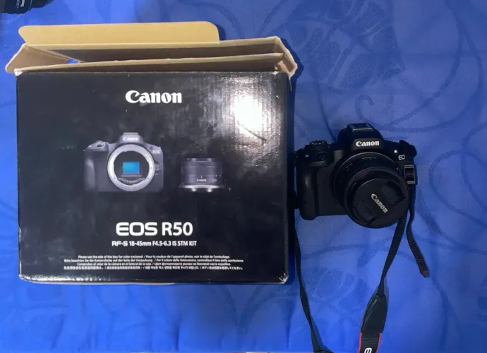 Cânon R50