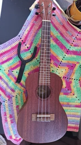 Ukulele Soprano Lapule